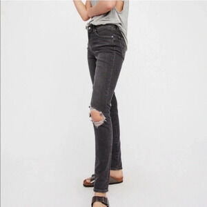 Levi’s 721 High Rise Skinny Jeans Rugged Black size 29